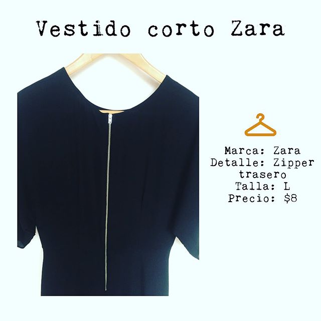 Clásico vestido negro corto arriba de la rodilla con detalle de zipper plateado atrás. Tiene mangas flojitas. Largo acentúa piernas y tacones.

#preloveddress #secondhand